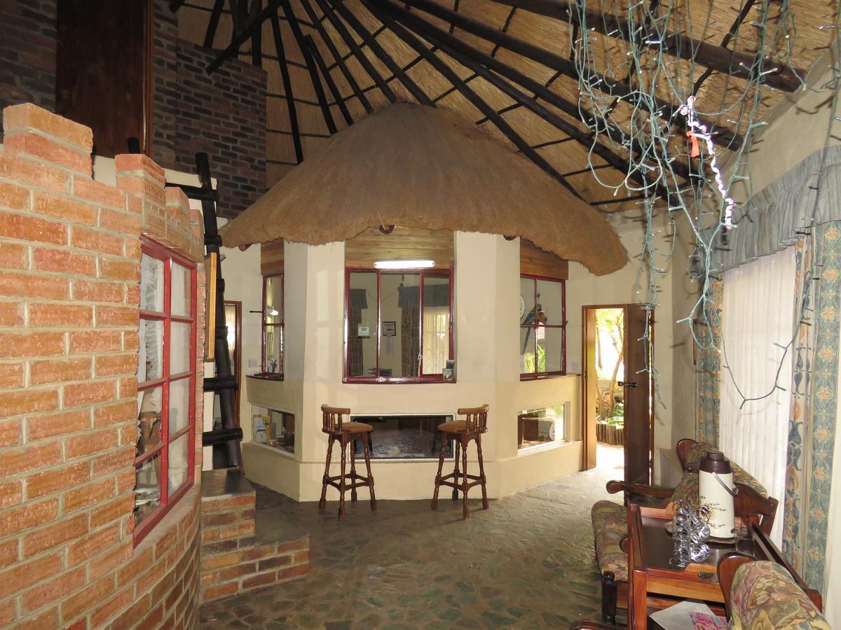 Parrot Lodge Bulawayo Eksteriør bilde