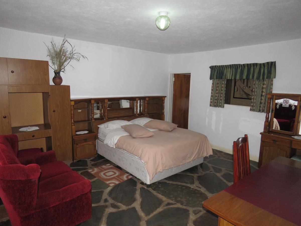 Parrot Lodge Bulawayo Eksteriør bilde