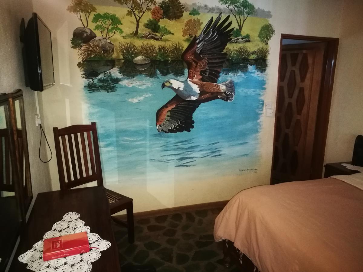 Parrot Lodge Bulawayo Eksteriør bilde