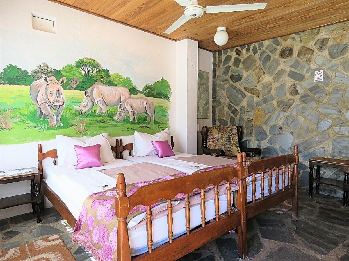 Parrot Lodge Bulawayo Eksteriør bilde