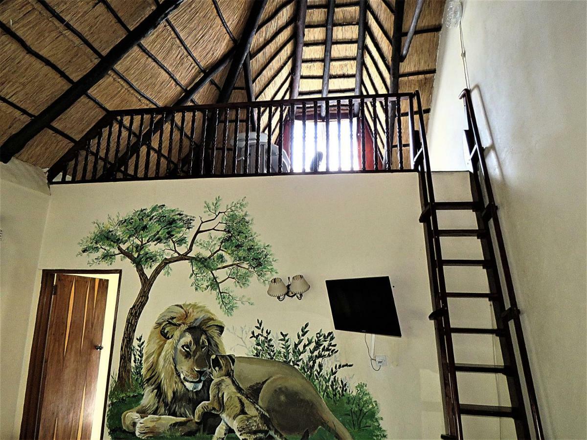 Parrot Lodge Bulawayo Eksteriør bilde